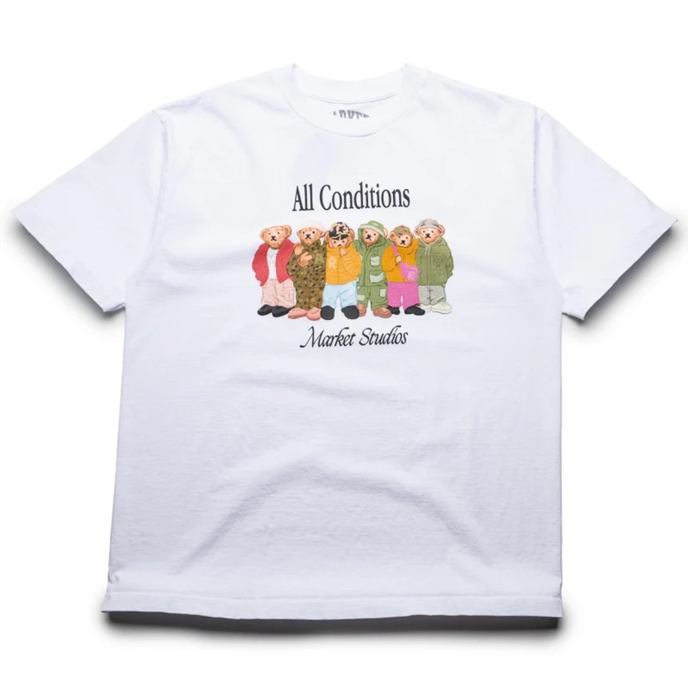 Market gorpcore bears t-shirt M NWT